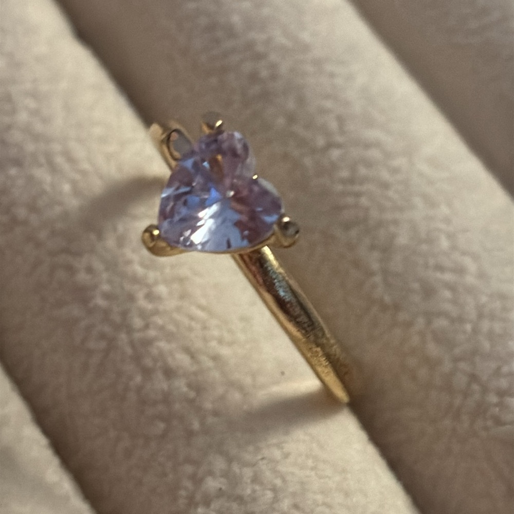 Heart  gold tone ring - Picture 3 of 4